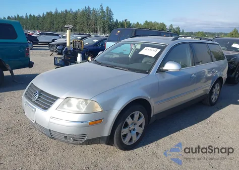 2005 Volkswagen Passat Wagon Gls from USA, damaged, VIN WVWCD63B35E104493